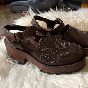 Steve Madden Brown Floral Clogs with Buckle Strap